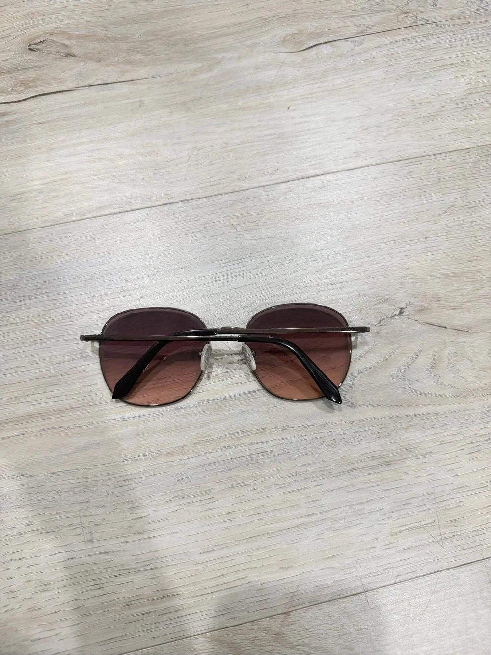 Quay Jezabell Sunglasses